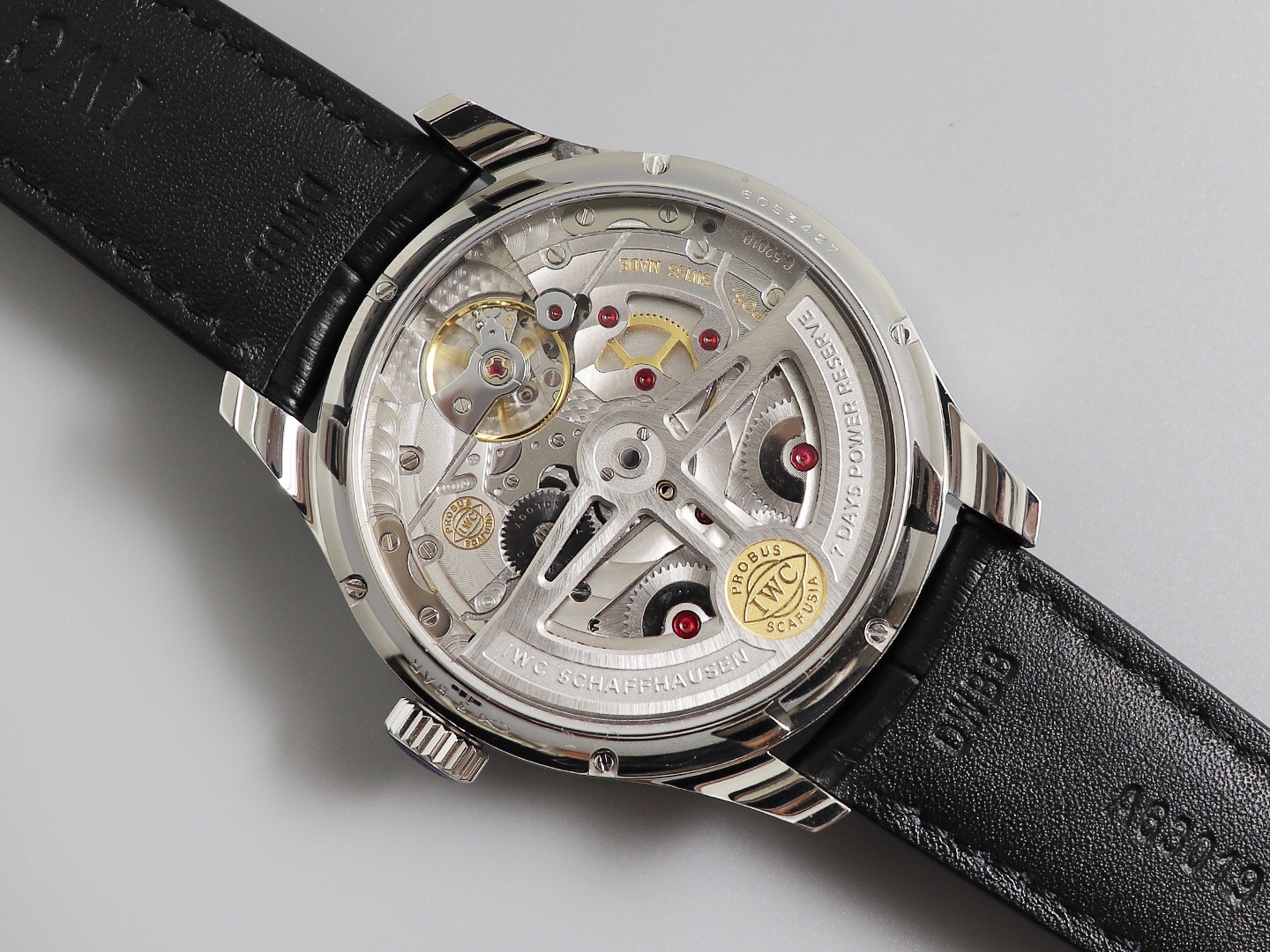 【机芯】拆解原装iwc52850机芯(326个零件),通过大量的尝试和数据分析