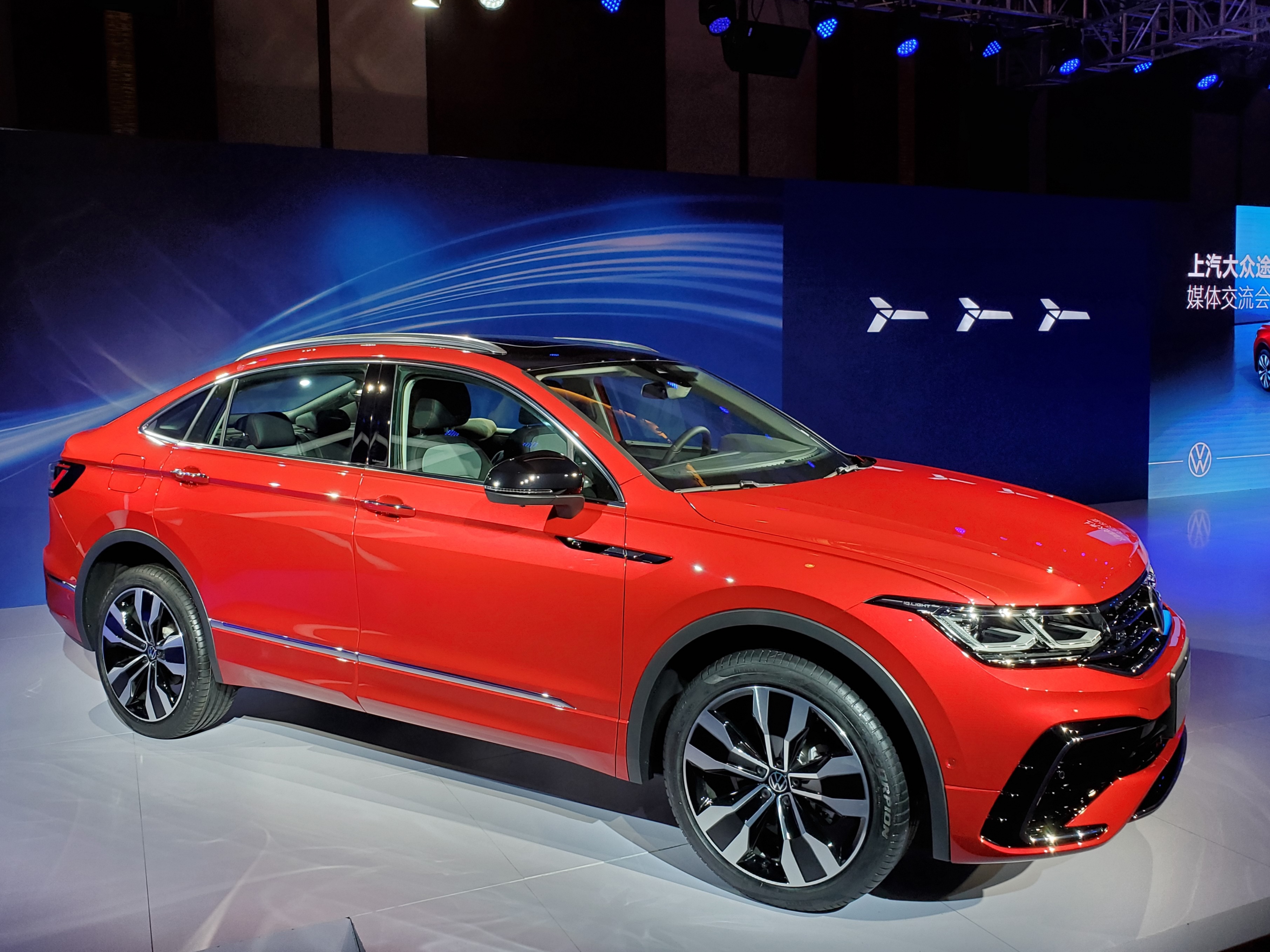 又一款合资轿跑suv亮相途观x的设计有兰博基尼的影子