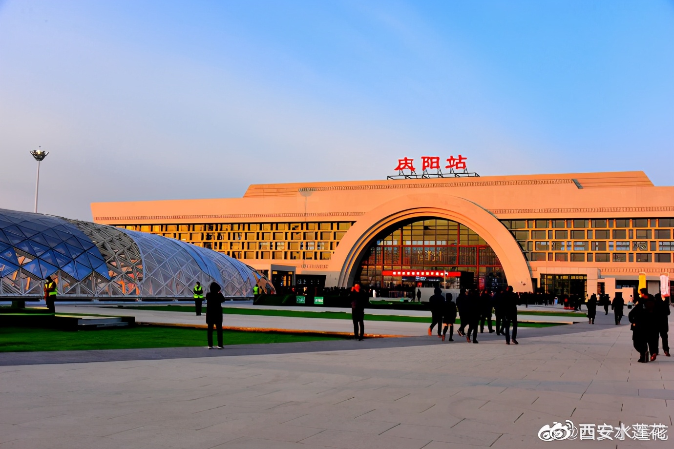 乘坐银西高铁 畅游如意甘肃 陇东更精彩__凤凰网