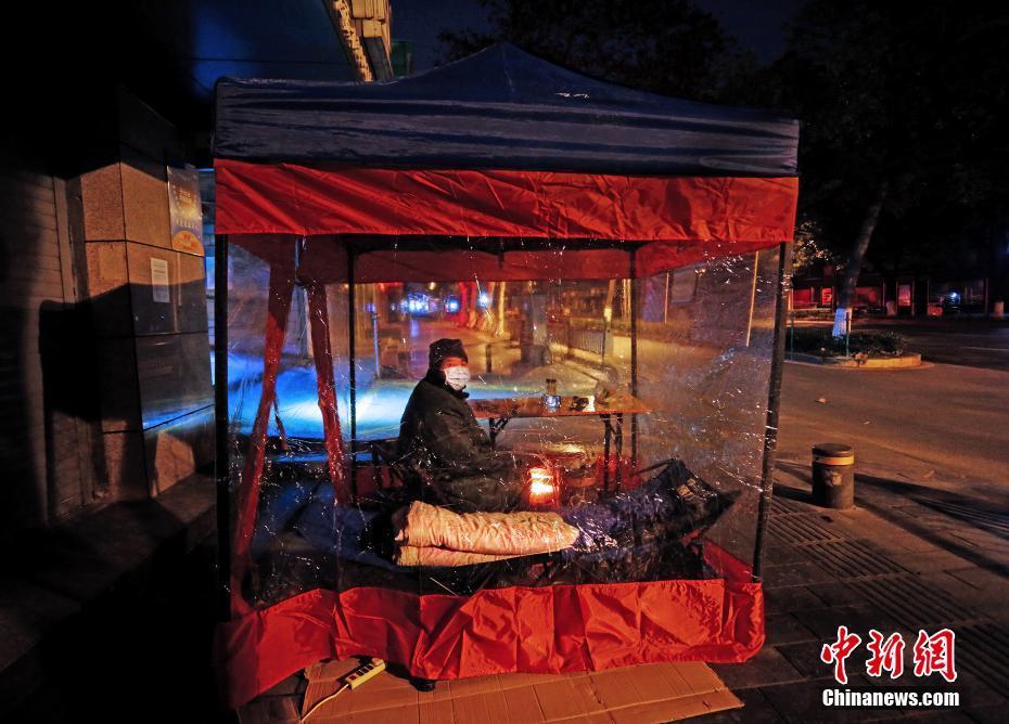 湖北宜昌城市"守夜人"