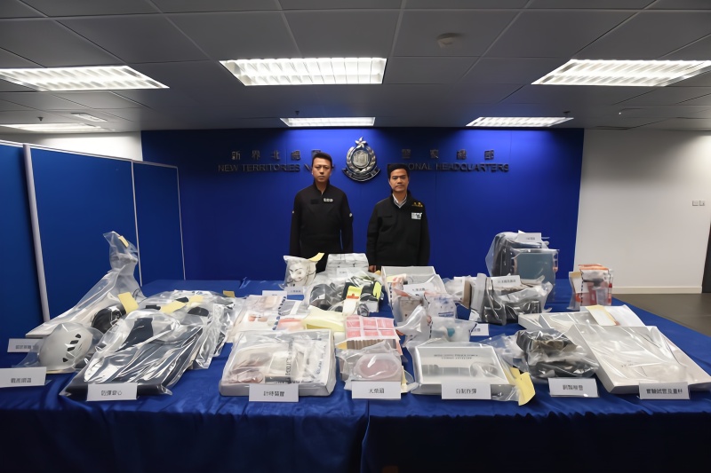 香港有记录以来首次搜出“水喉通土制炸弹”，警方已拘10人