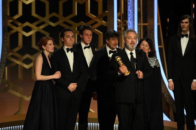 乔治 RR 马丁对《龙之屋》获得金球奖最佳剧情片的反应
