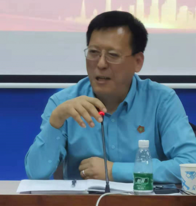 广州养老产业协会会长陈文广,党支部书记朱毅,协会监事长王光明,协会