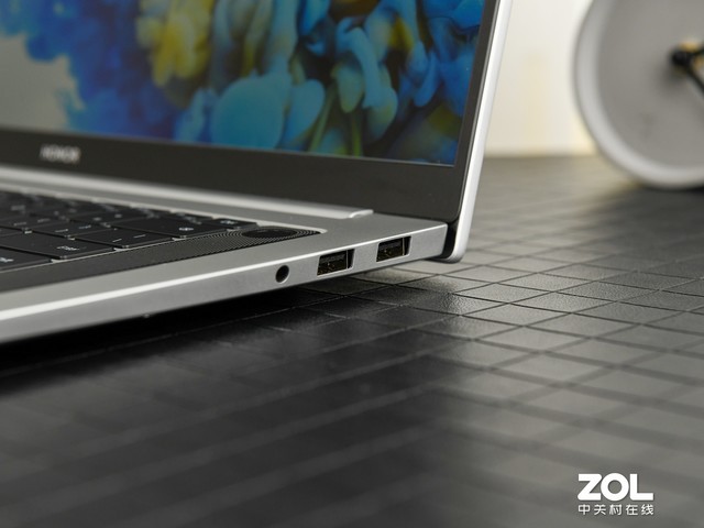 全屏生产力 荣耀MagicBook Pro锐龙版评测 