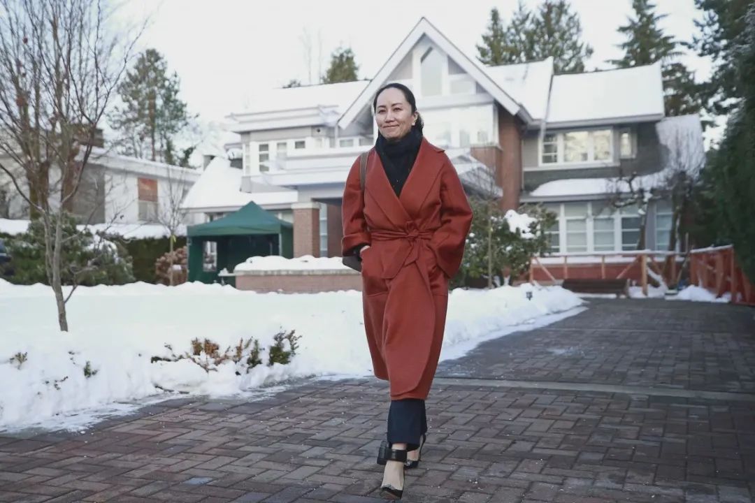 孟晚舟被拘押两年，华春莹发声，华为表态_凤凰网