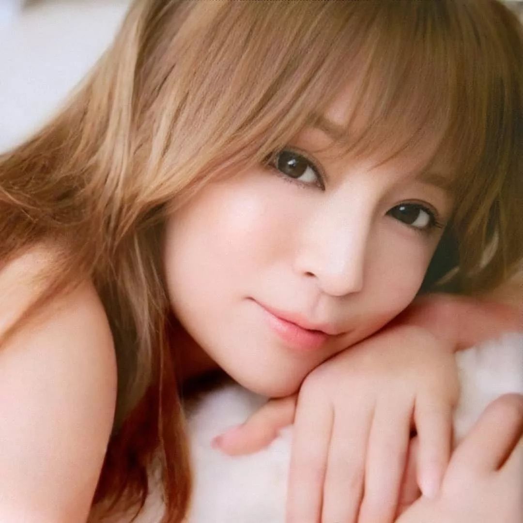 日本天后滨崎步去年居然生了个孩子媒体都毫不知情