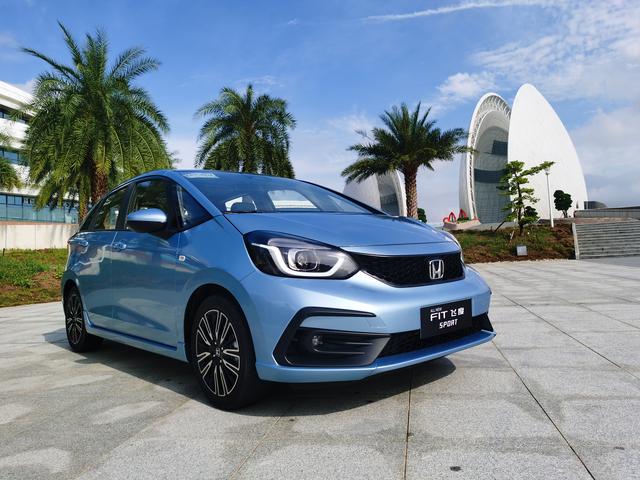 邂逅第四代本田飞度一款让大叔都爱不释手的大玩具