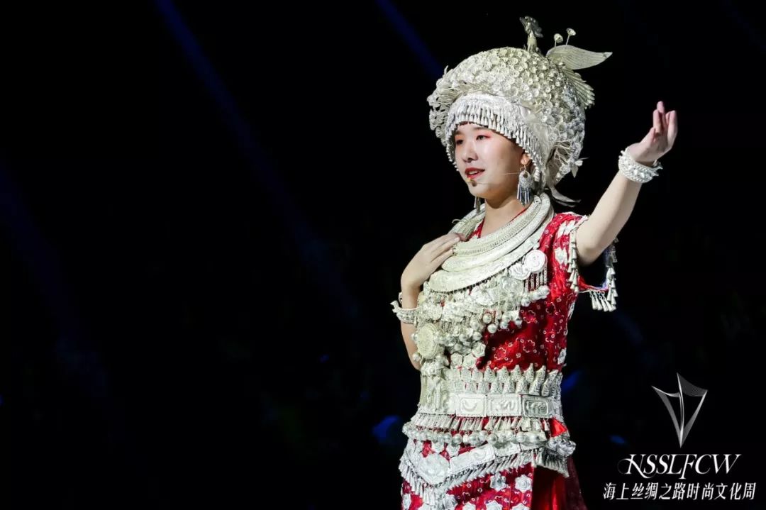 古阿新丨HMONG:古老走向时尚,民族走向世界__凤凰网