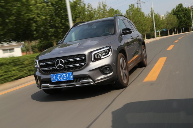 奔驰首款紧凑级7座suv试驾体验奔驰glb