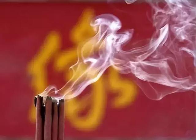 为什么在佛前要供香,真正的含义你知道吗?