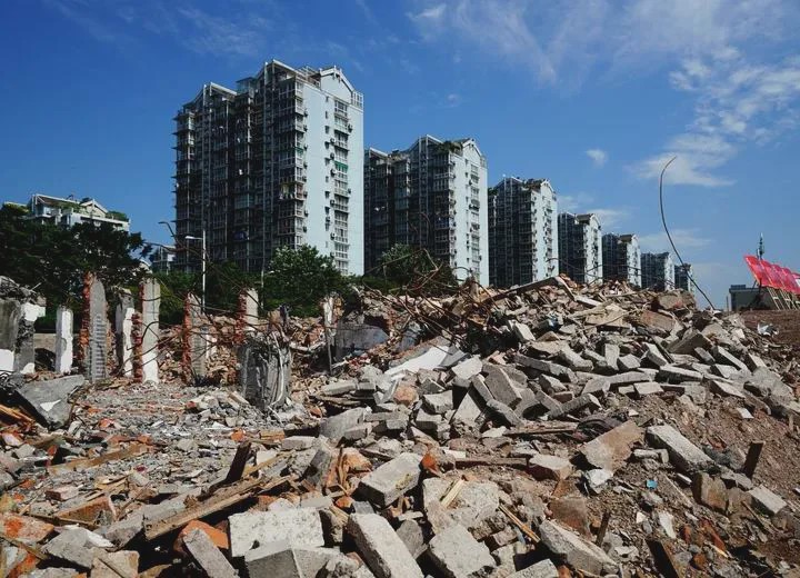 房屋拆迁纠纷:不实际居住是否有权分割动迁款?__凤凰网