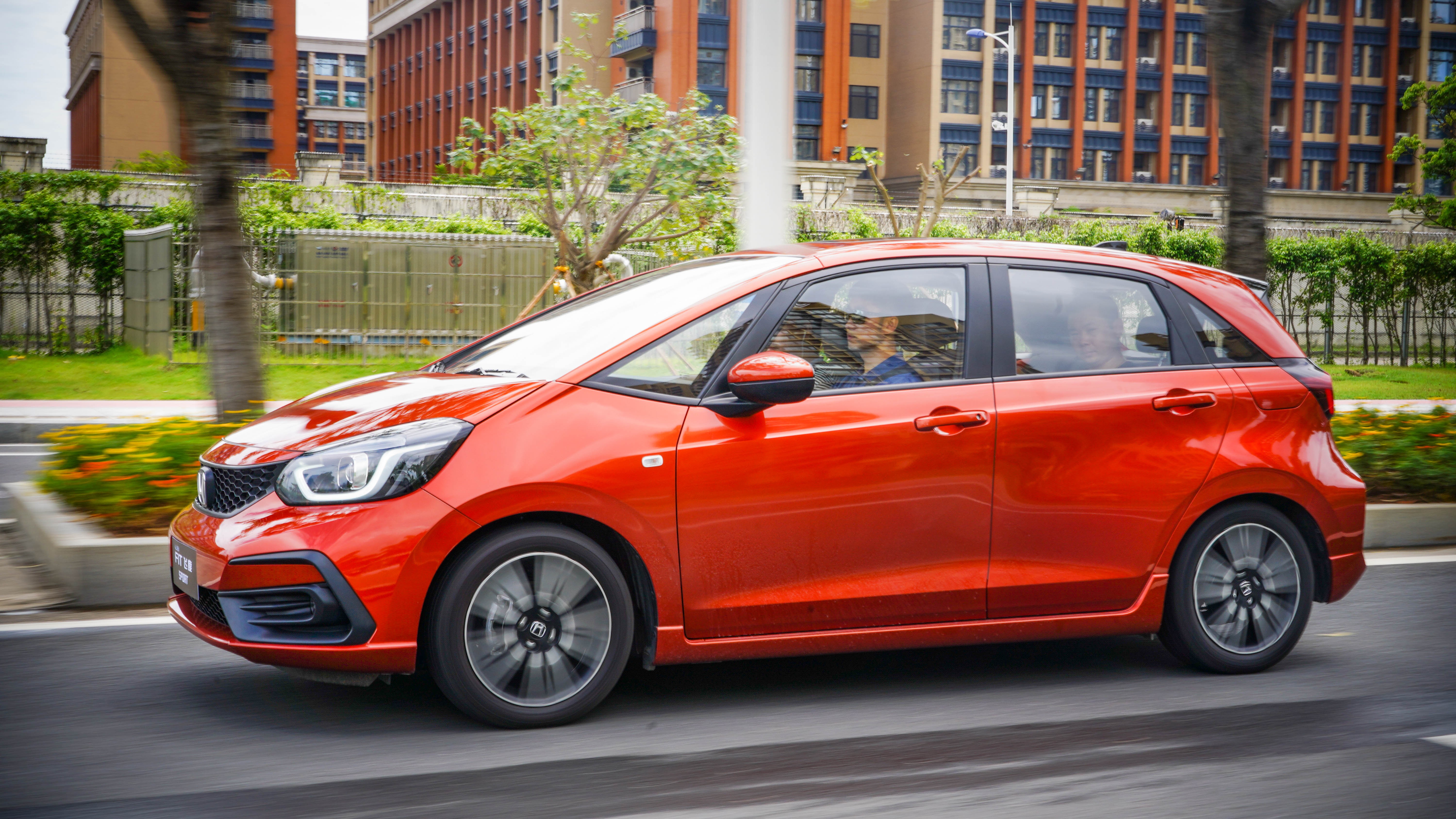 提升幸福感的精致小车 试驾全新飞度潮跑版