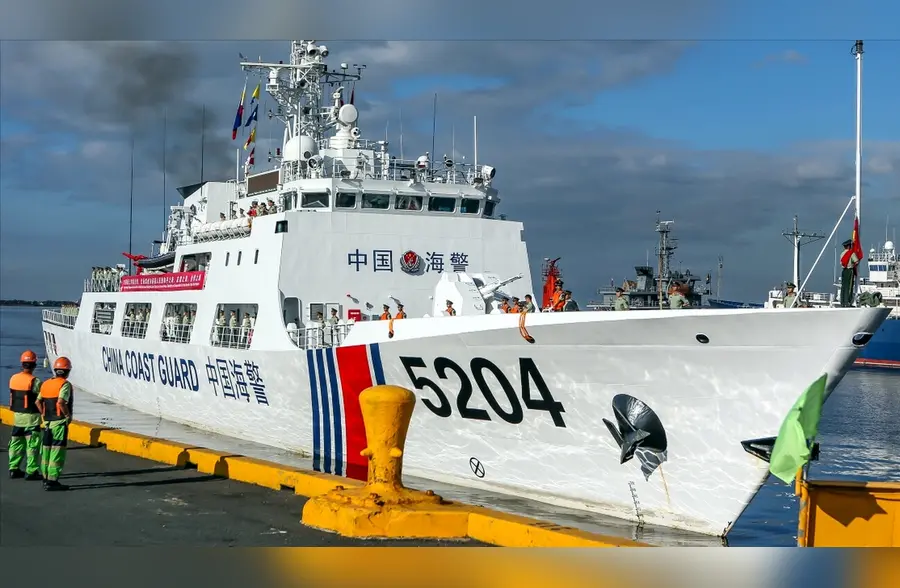 中国海警舰首访菲律宾，菲媒却不满意了，菲海岸警卫队回击质疑