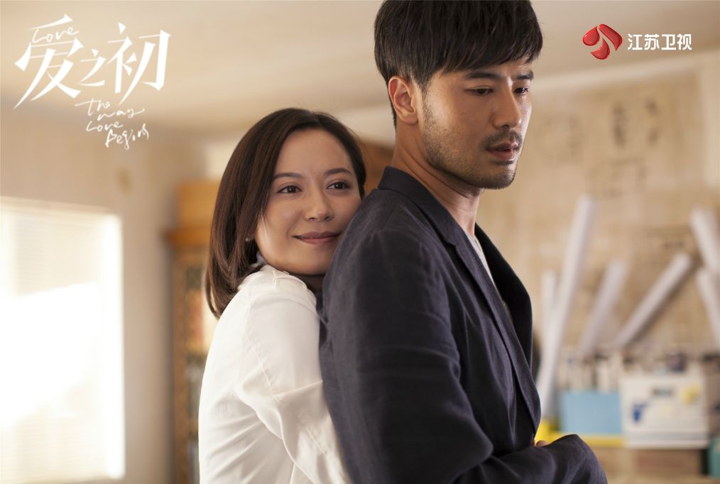 江苏卫视《爱之初》开播即高能 感情受挫的俞飞鸿能否等来真爱?