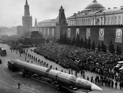 用数据告诉你,苏联鼎盛时期到底有多强大,连美国都为之害怕