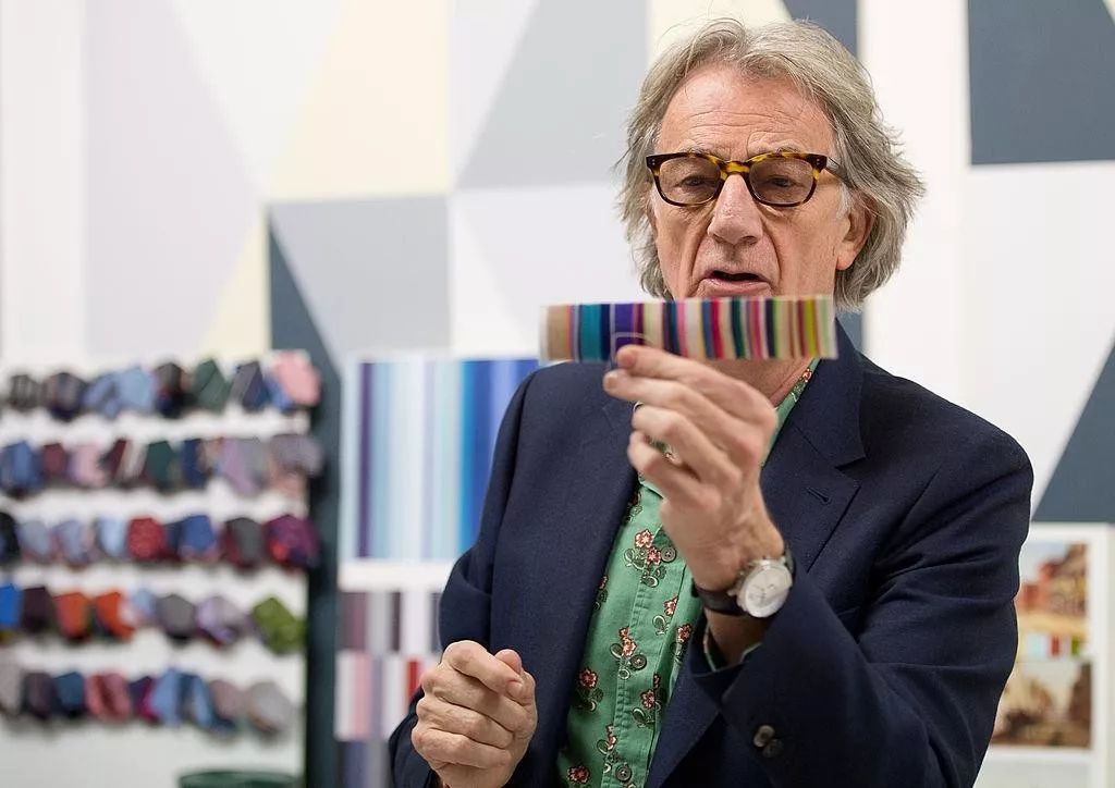 年过70的创始人回归英国设计师品牌paulsmith业绩恢复增长利润接近