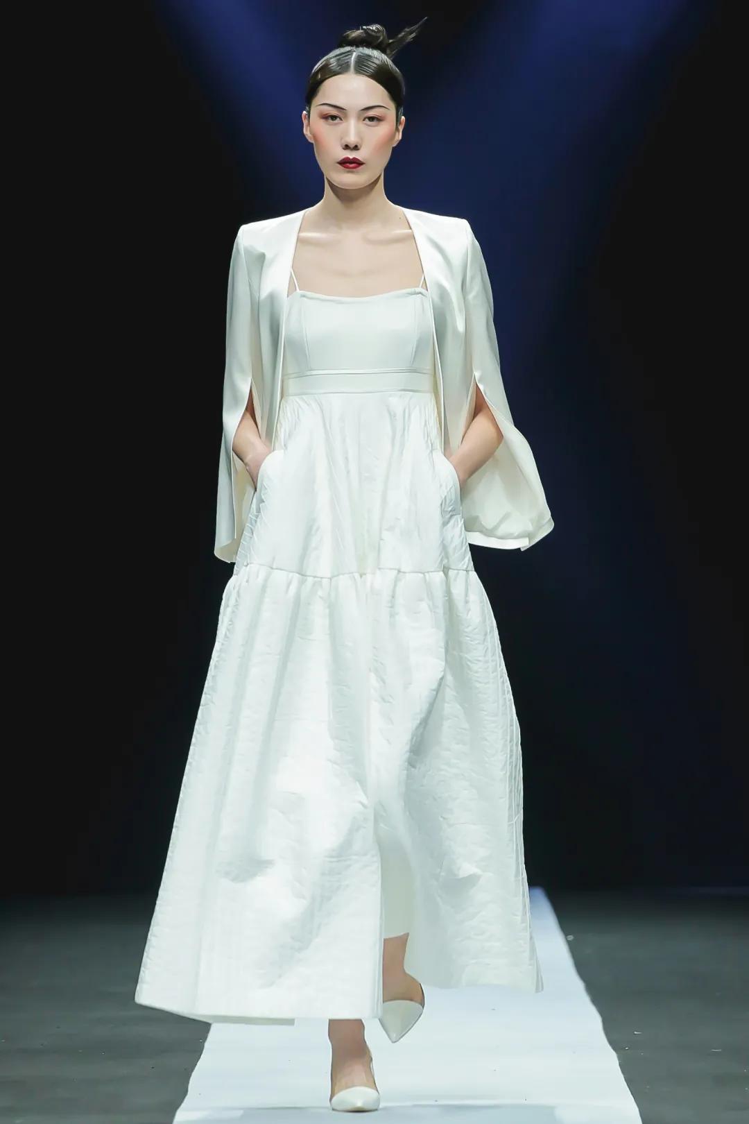 趋势 | 2021春夏中国国际时装周流行设计手法及元素分析