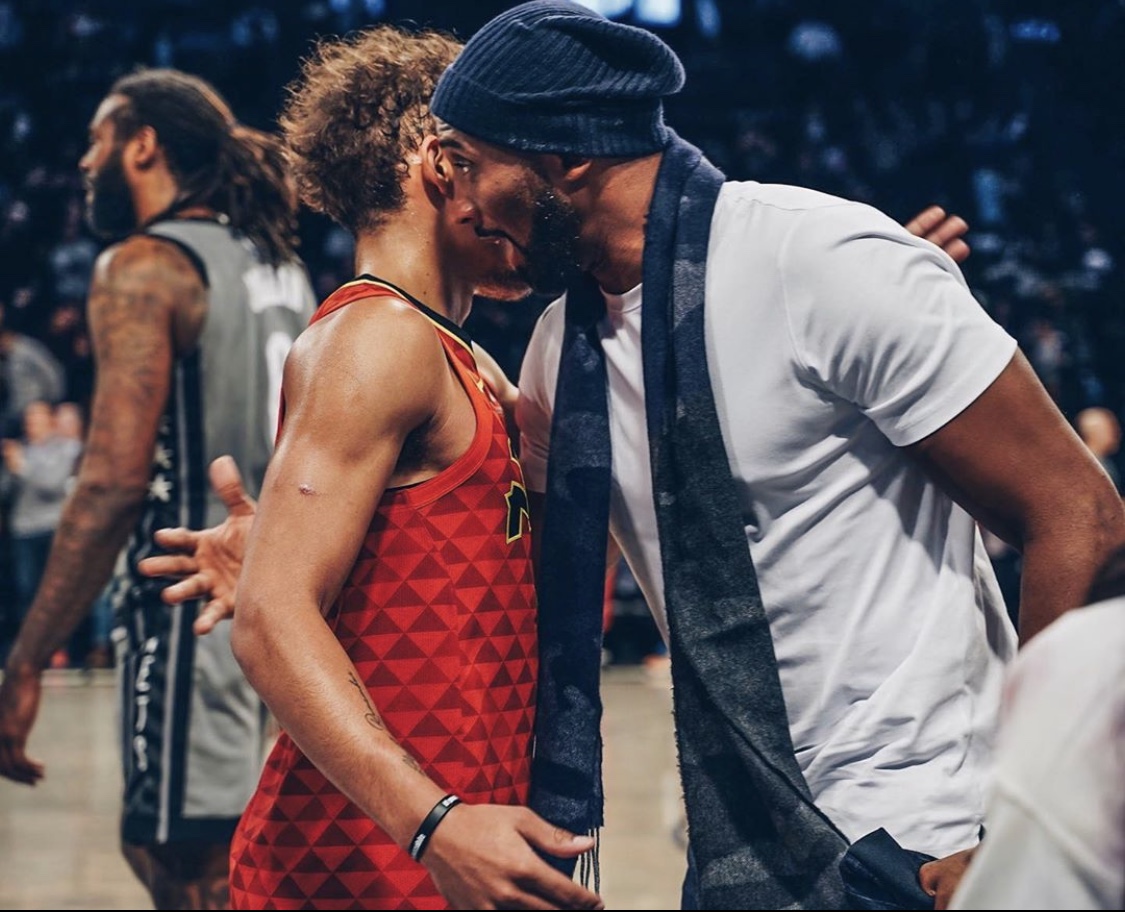 NBA球星悼念科<em>比</em>，这个男人改变了<em>恩</em><em>比</em><em>德</em>人生