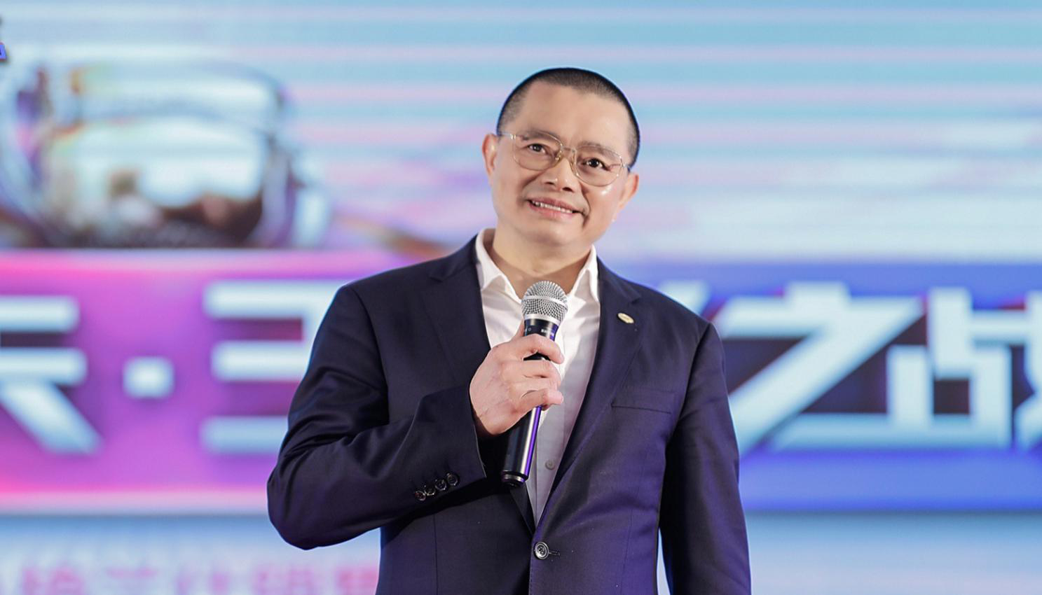 格兰仕集团董事长梁昭贤新年寄语每一位格兰仕人都是超越者