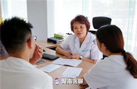 上海供卵中心（博士夫妇爱情甜蜜却孕梦难圆！老专家助孕1个月，小生命悄悄来临）