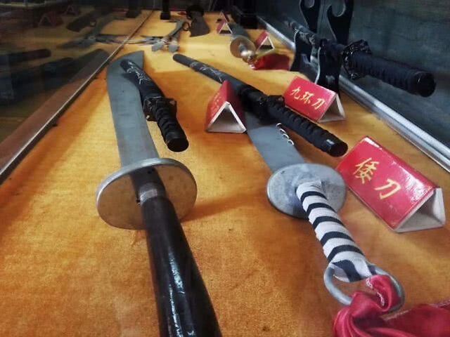 了中国电影放映史 满屋的珍藏总结了 电影自发明以来的每一个黄金时期