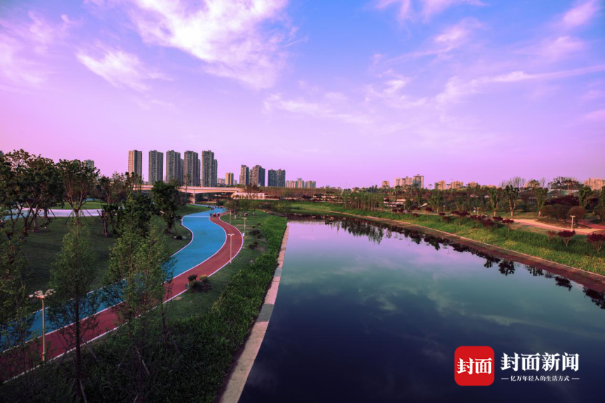 来看看摄影人眼中的铜梁原乡中央公园有多美