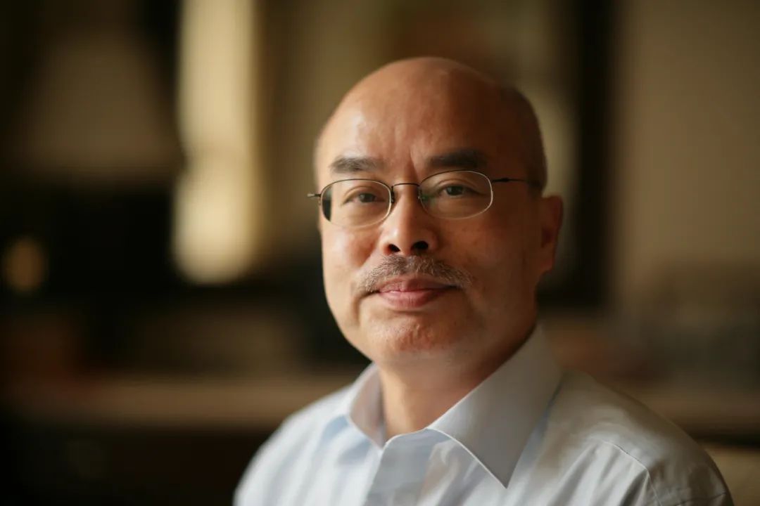 凤凰主持人梁茵纪念阮次山先生节目还在继续我与先生却未及告别