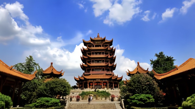 黄鹤楼首批解说员讲述千年之变：楼兴国兴，城市正在重启