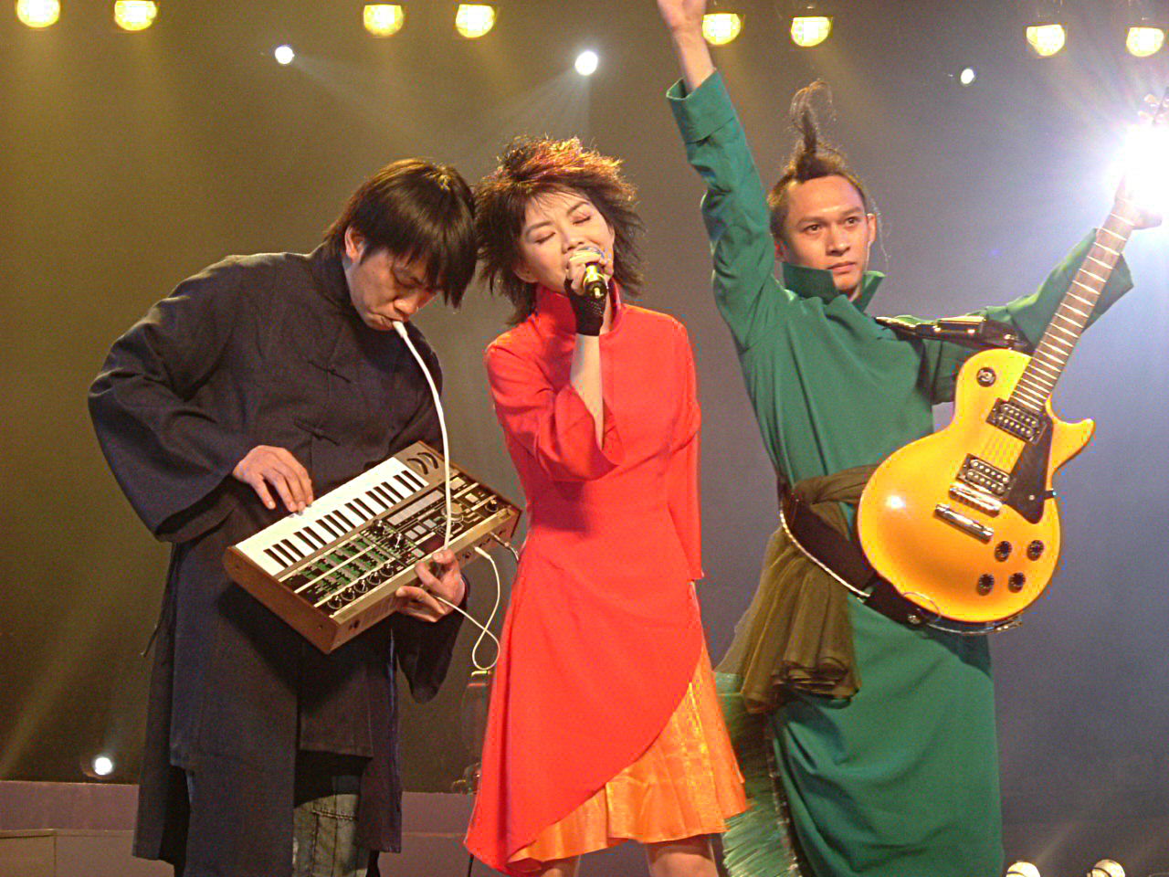 时隔10年主唱回归 与非门乐队7月18日广州开唱__凤凰网