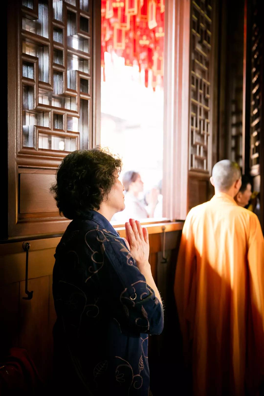 为什么说佛菩萨的心是柔软的?众生的心是刚硬的?