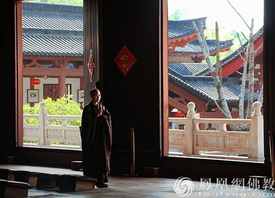 曹山宝积寺依佛制进行结夏安居(图片来源:凤凰网佛教 摄影:韩博)