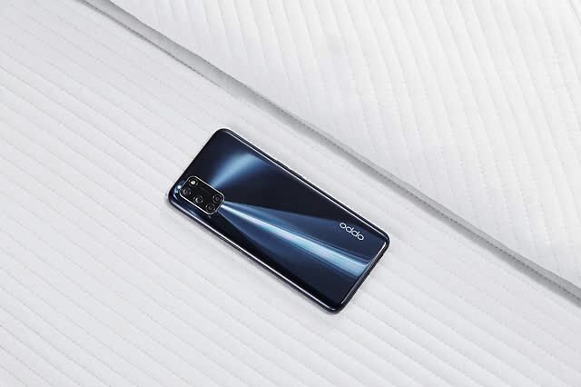 oppo a52黑色图赏:体验均衡,颜值高__凤凰网