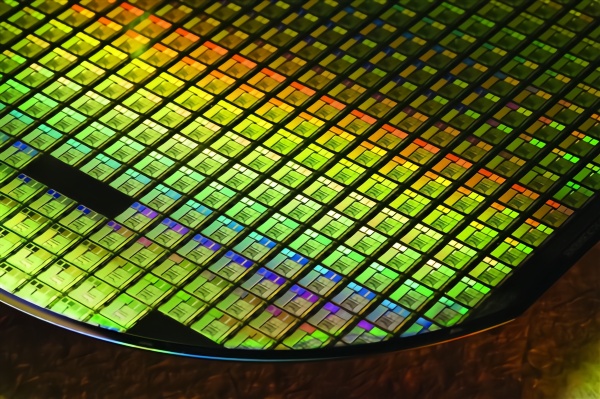 消息称三星要超越高通：跟ARM/AMD合作新处理器拉骁龙875下马