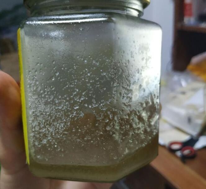 陈年蜂蜜的药用功效陈年蜂蜜可以吃吗