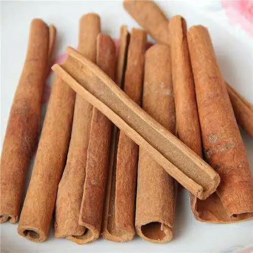 【使用注意】有出血倾向者及孕妇慎用,不宜与赤石脂同用【用法用量】1