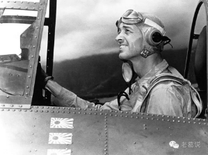 飞蛾扑火的真实故事 1247D8349641DA4C1F0A3DE4DDD4657C33DD2407_size40_w299_h223.png