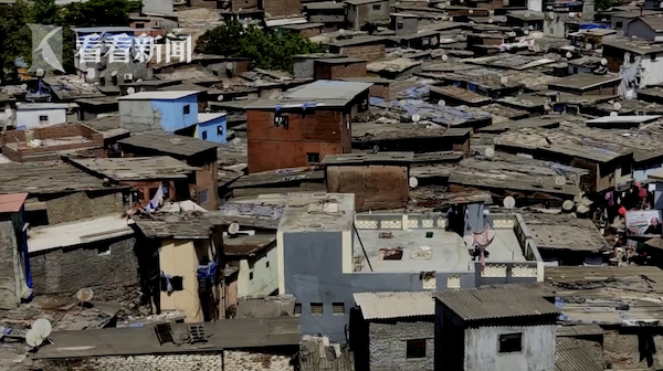 印度贫民窟感染人数破百 居民担心没收入会饿死