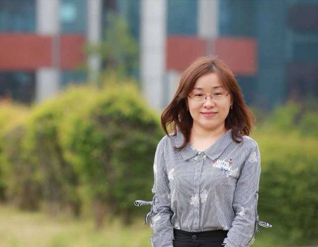 哈三中名师解析高考数学试题理科难度略有提升文科难度相对稳定