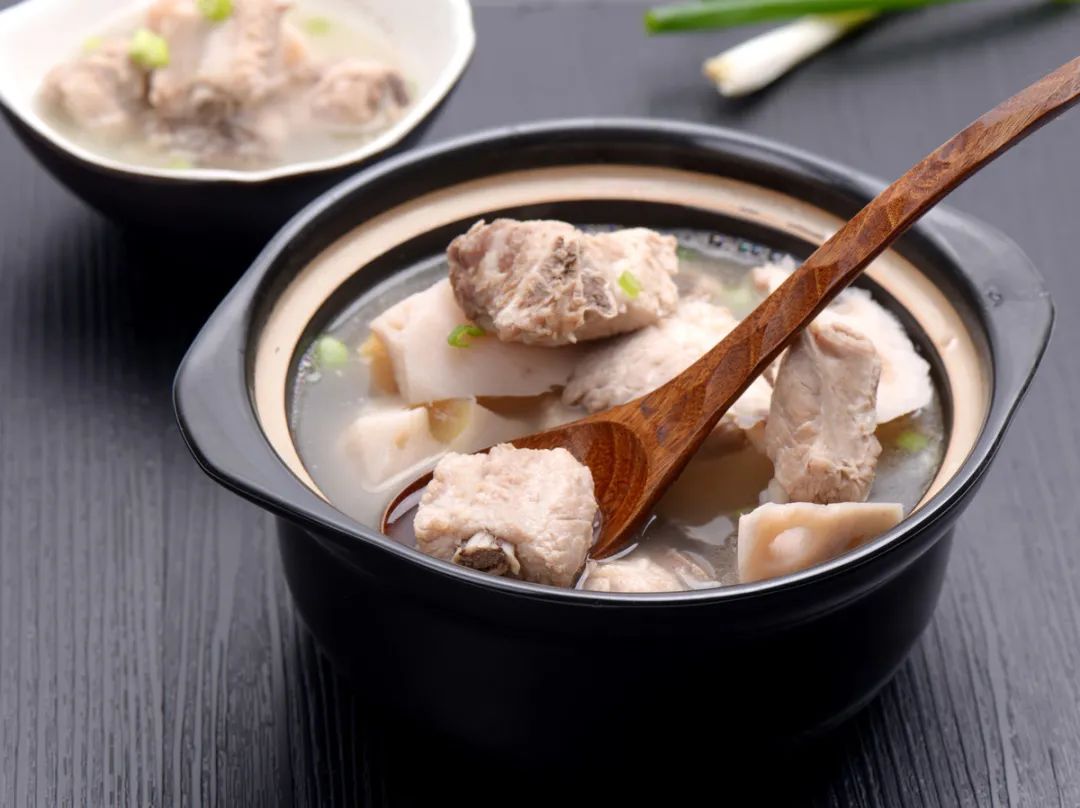 喝汤真没什么营养只会让你长胖