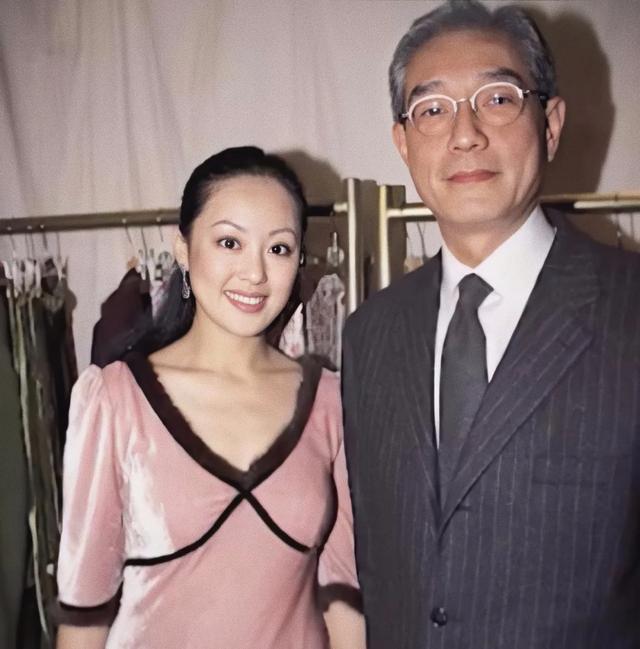 右图为陈曜旻,今年 3 月已病逝离婚后她跟陈曜旻的感情只维持了六年