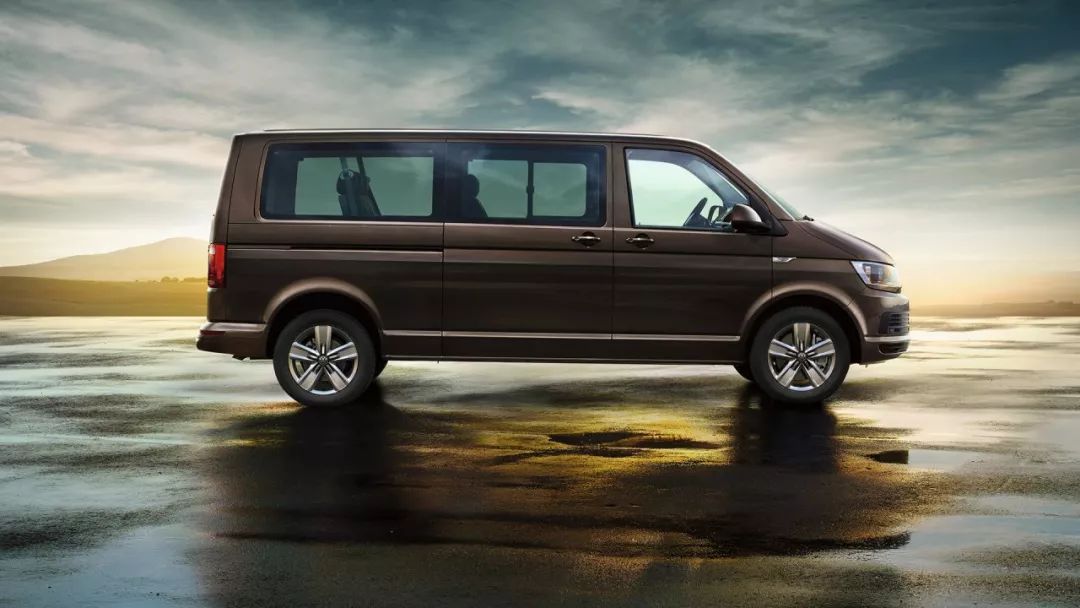 大众商旅t6定制内饰惊艳你的眼球__凤凰网