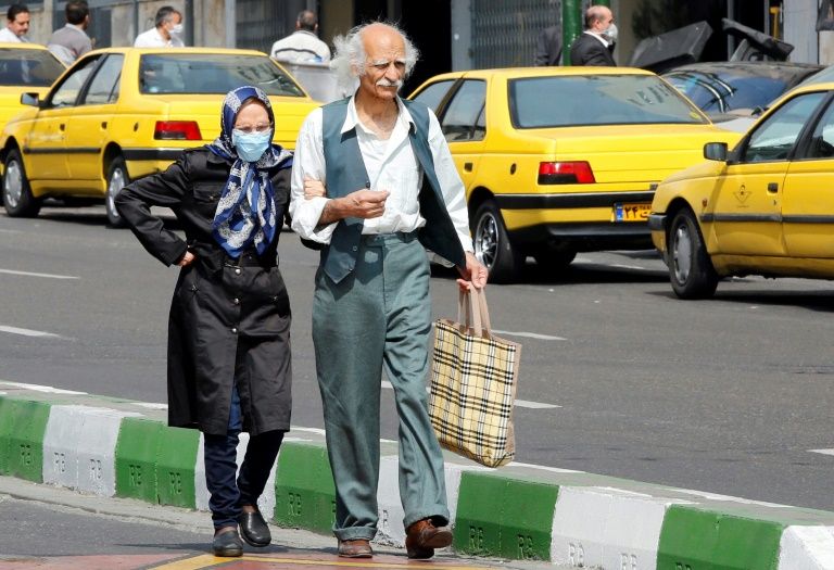 伊朗死亡病例破千！103岁女子感染新冠病毒奇迹康复