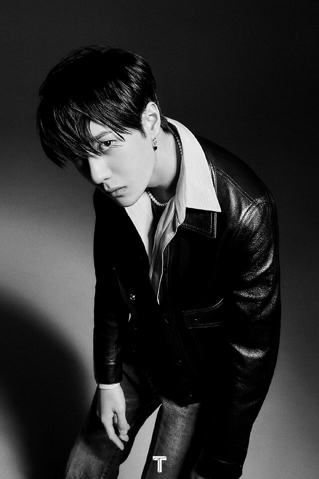 王一博少年不拘型格大胆突破