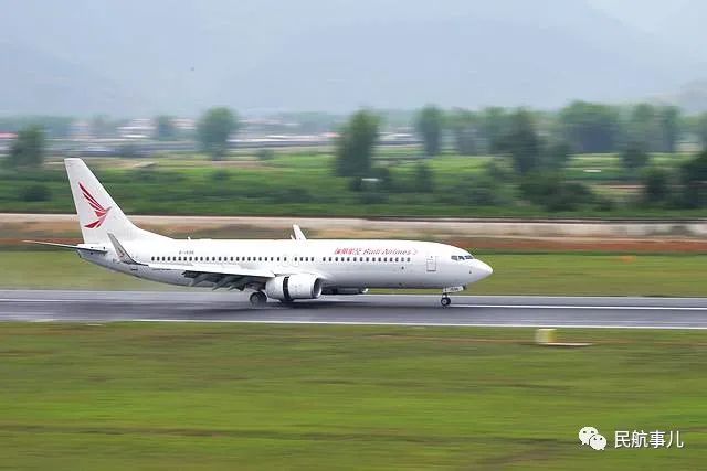 瑞丽航空波音737飞机备降重庆情况说明