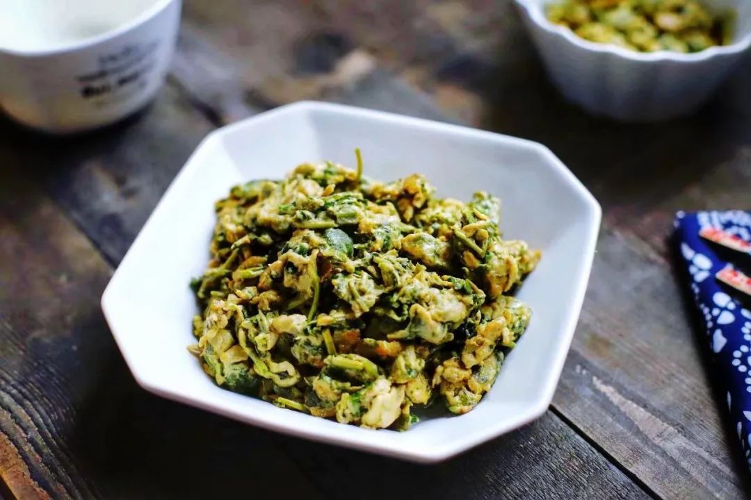 除了炒鸡蛋,香椿还有这么多吃法__凤凰网