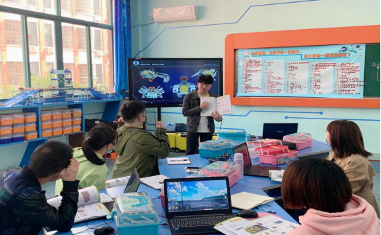 中小学创客教育师资培训_人工智能教育课程体系_山东省学校创客空间服务平台