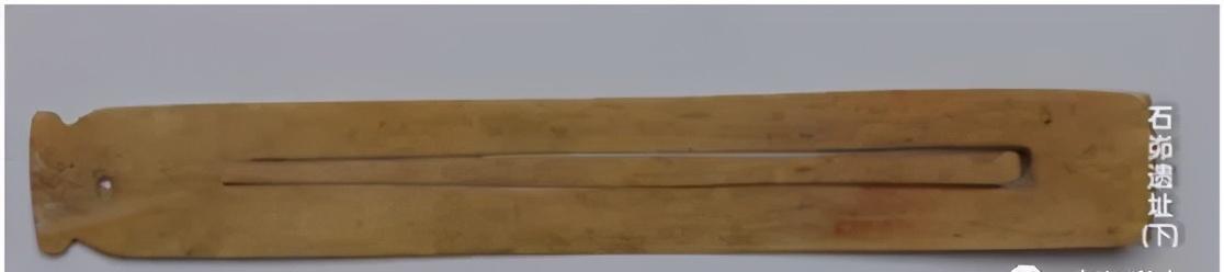 口弦琴,这样的口弦琴,石峁发现了21把。