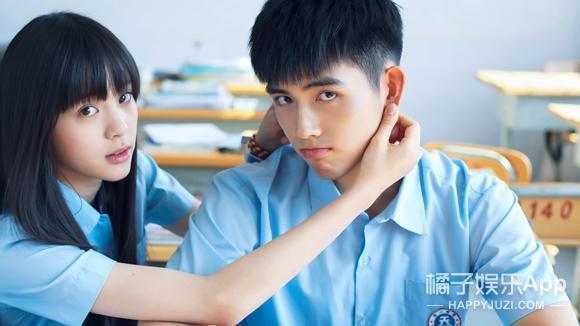 便邀请他来出演《秘果》男主段柏文,反正传言她看中陈飞宇一组照片后