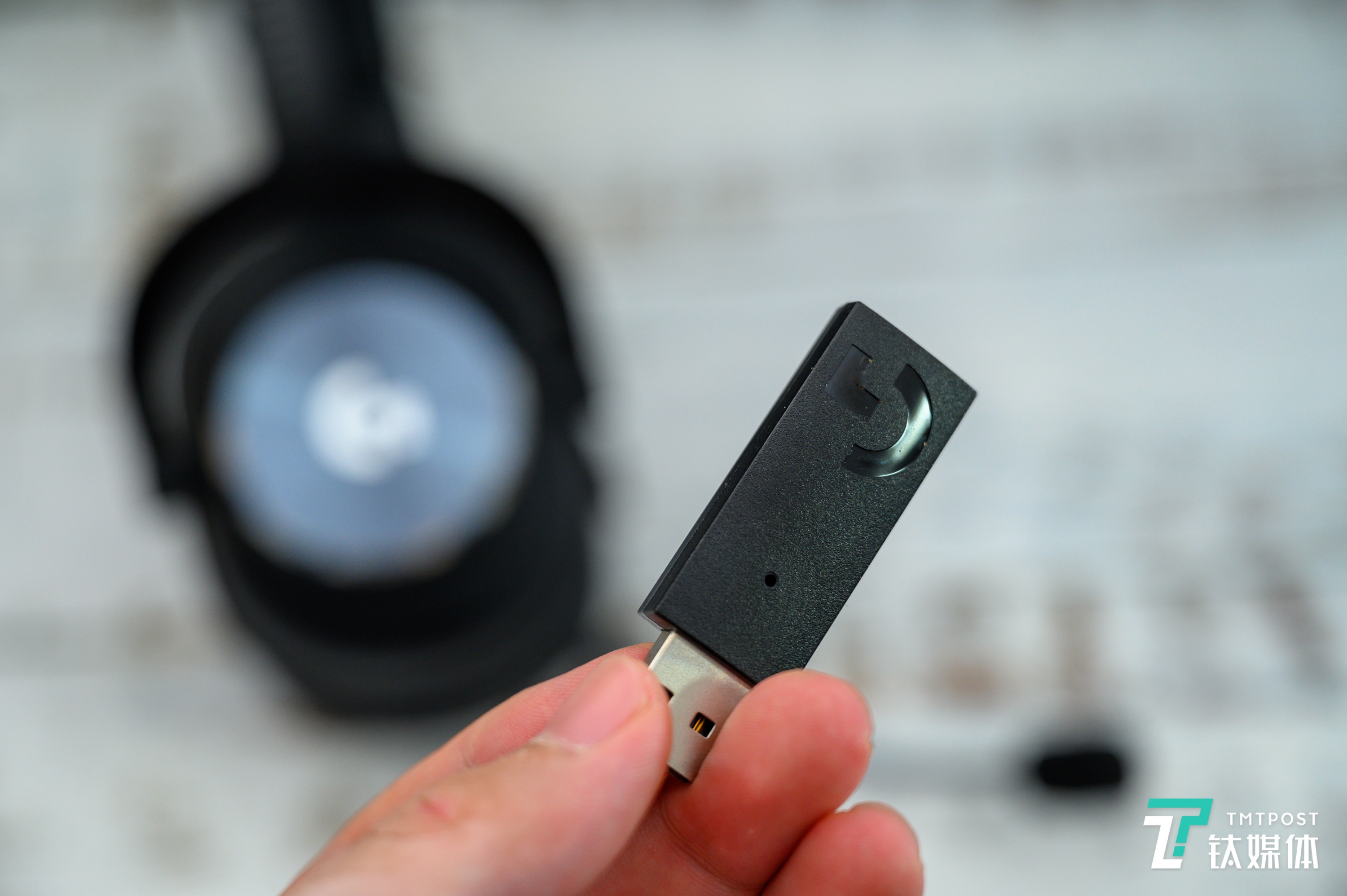 罗技gproxlightspeed无线游戏耳机测评电竞外设全无线化的开端钛极客