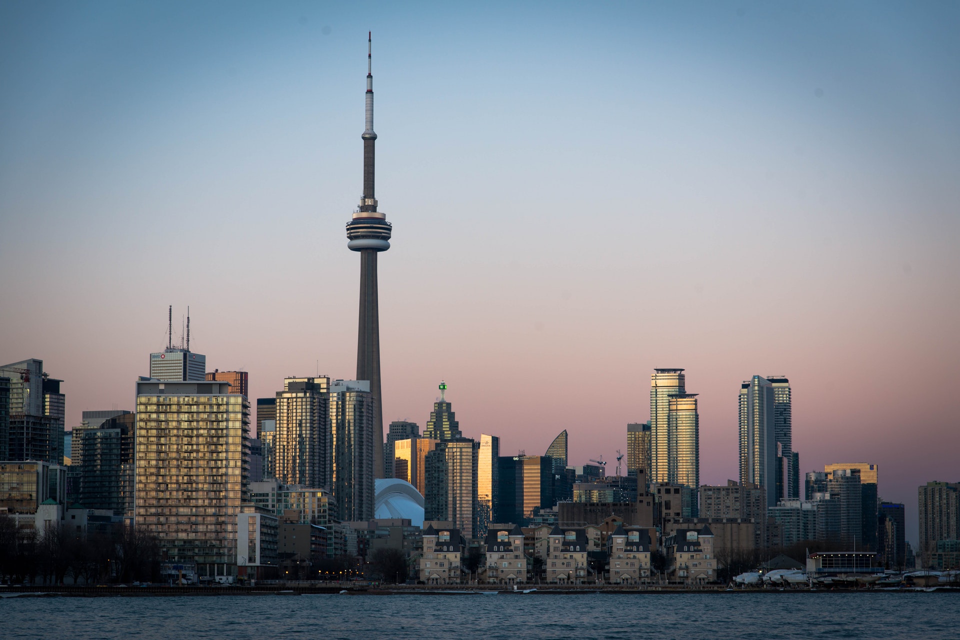 加拿大移民房产投资多伦多人口10年增长30万